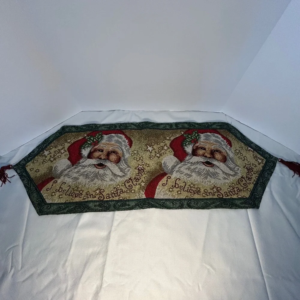 Santa Claus Christmas Table Runner‎ I Believe in Santa Claus Tassels